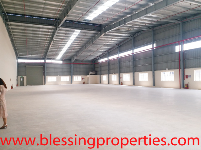 Small Size Factory For Lease Inside Industrial Park.
