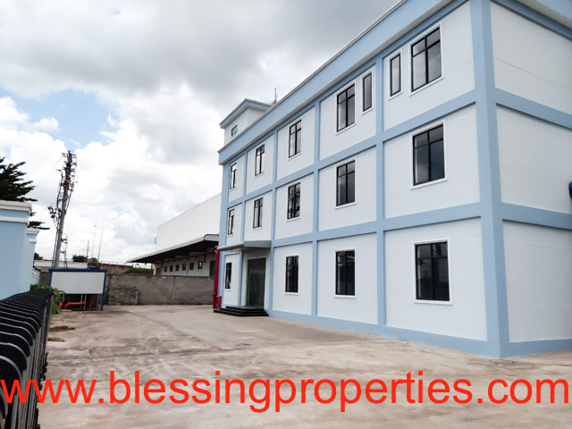 Band New  Factory  For  Lease  Inside  Industrial  Park  in  Vietnam