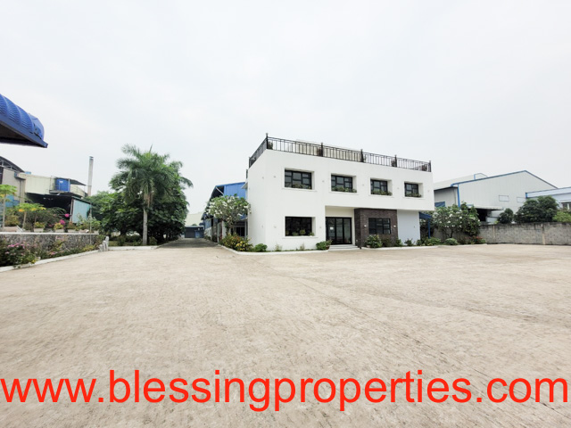 Small Size Factory For Sale Inside Industrial Park in Vietnam