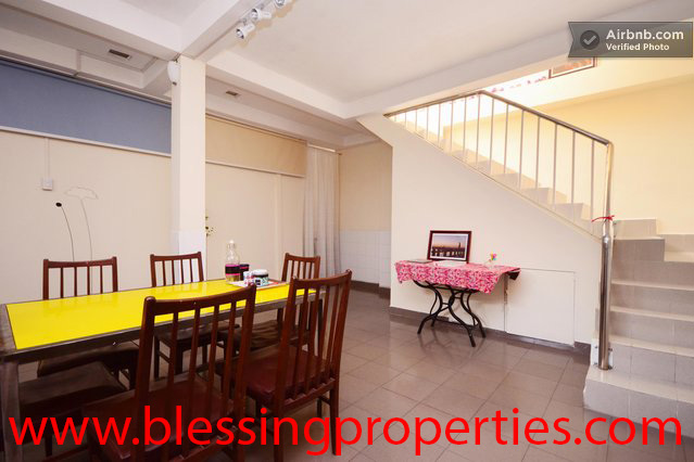 Nice House For Lease In District 10 in Hochiminh city