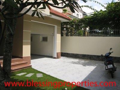 Villa H050911 - Villa for rent in An Phu, HCM city