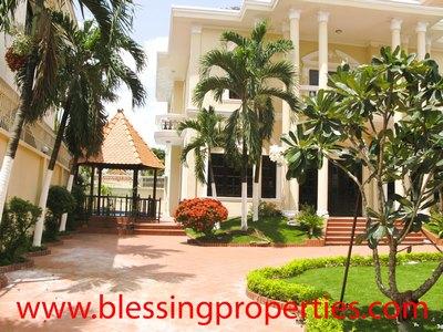 Villa H030711 - Villa for rent in An Phu, HCM city, Vietnam