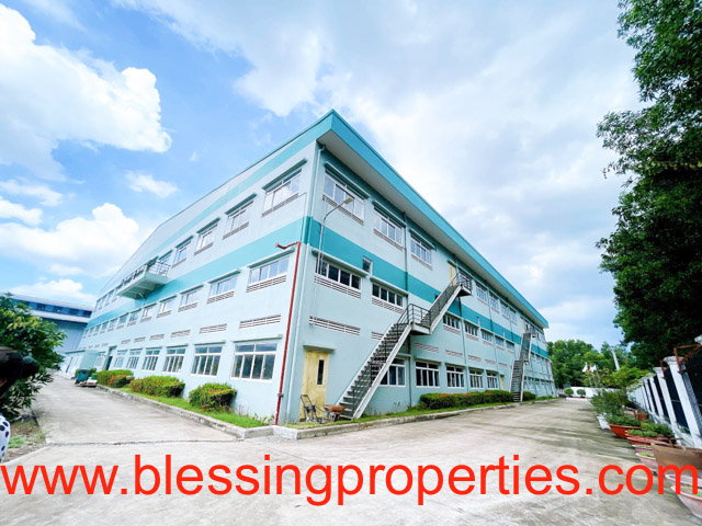 Factory  For Sale  Inside  Industrial  Park In Vietnam